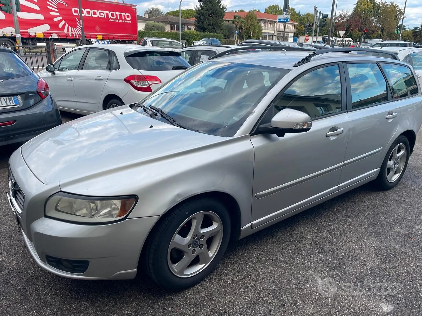 Volvo V50
