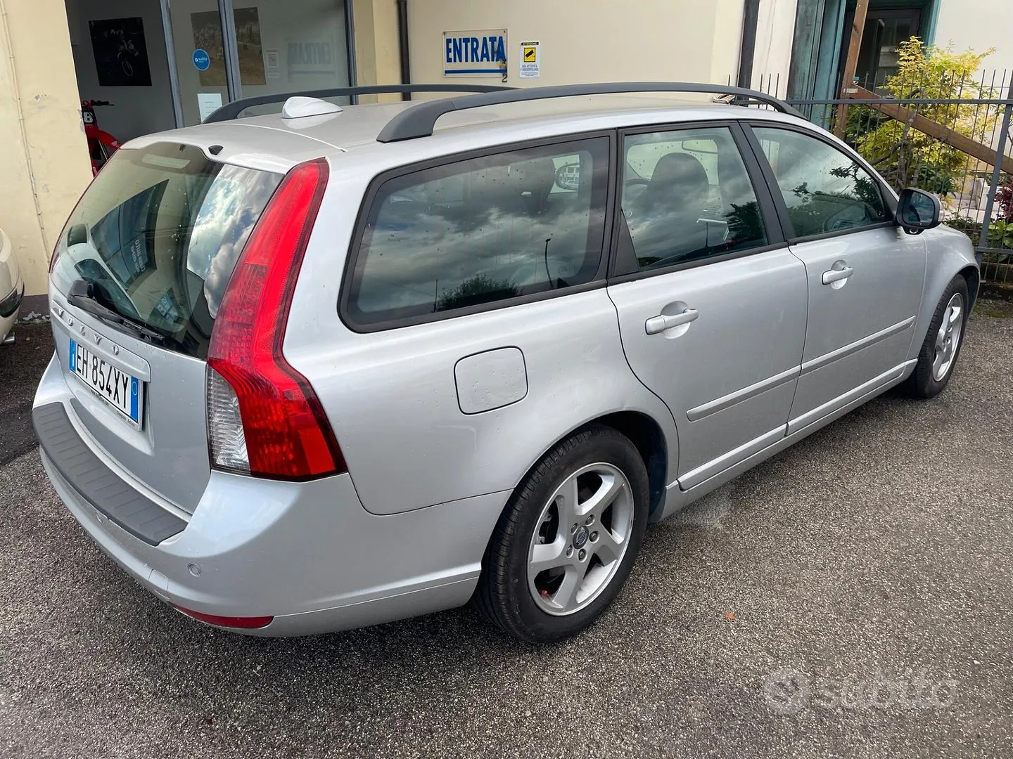 Volvo V50 2011 photo 5