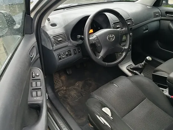 Toyota Avensis 2007 photo 5