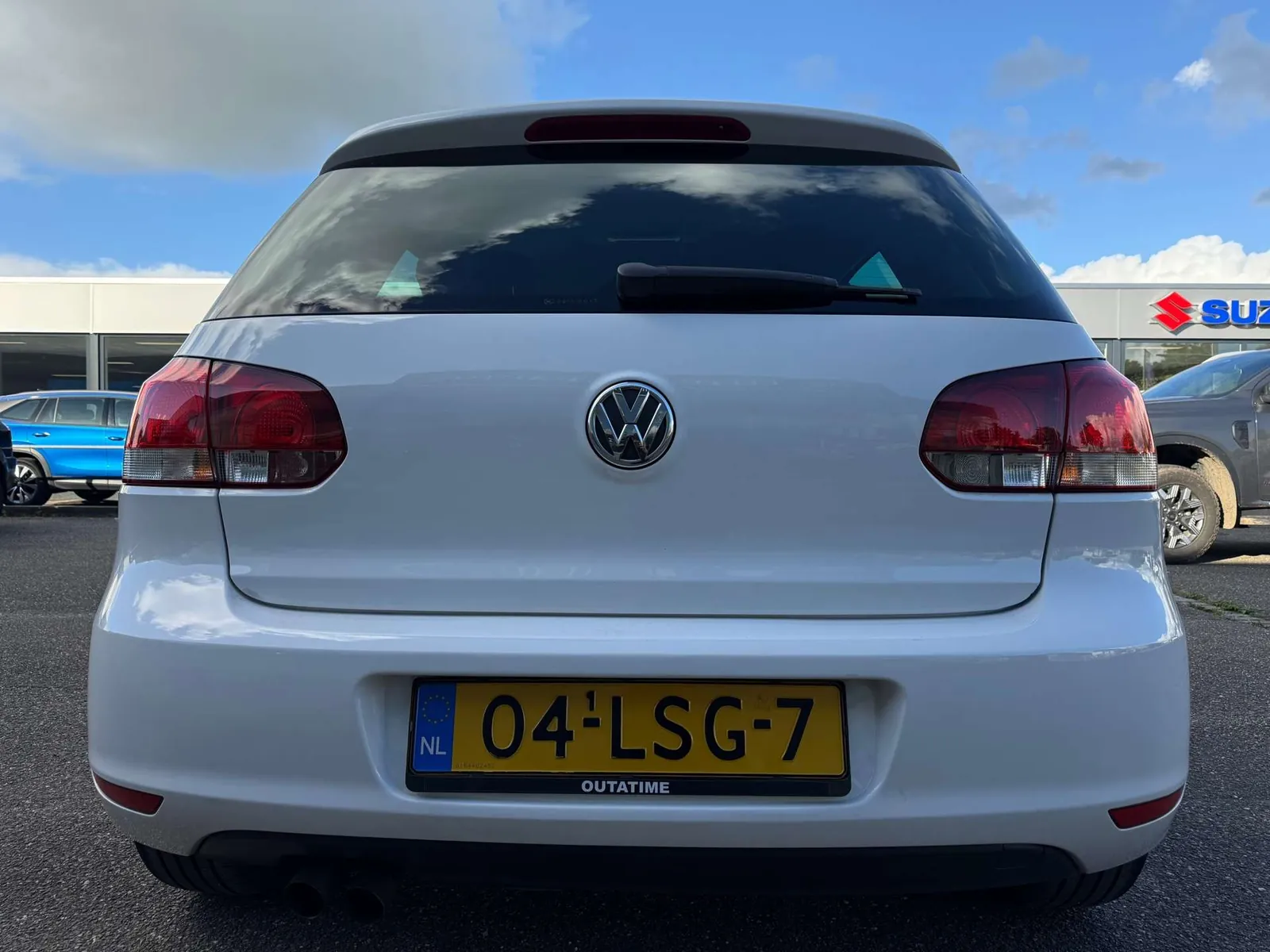 Volkswagen Golf 2010 photo 3