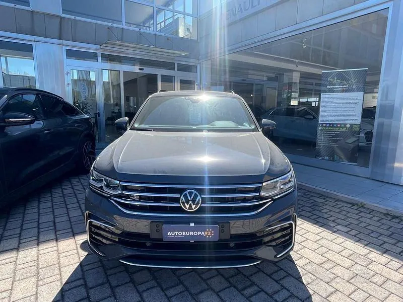 Volkswagen Tiguan 2021 photo 2