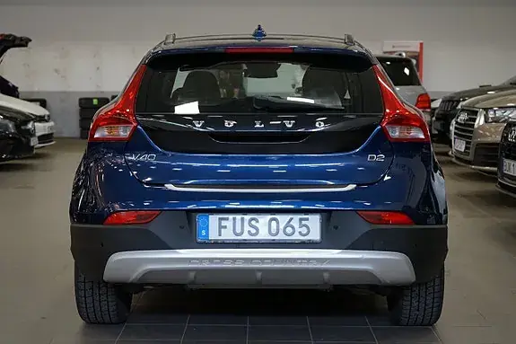 Volvo V40 Cross Country 2016 photo 4