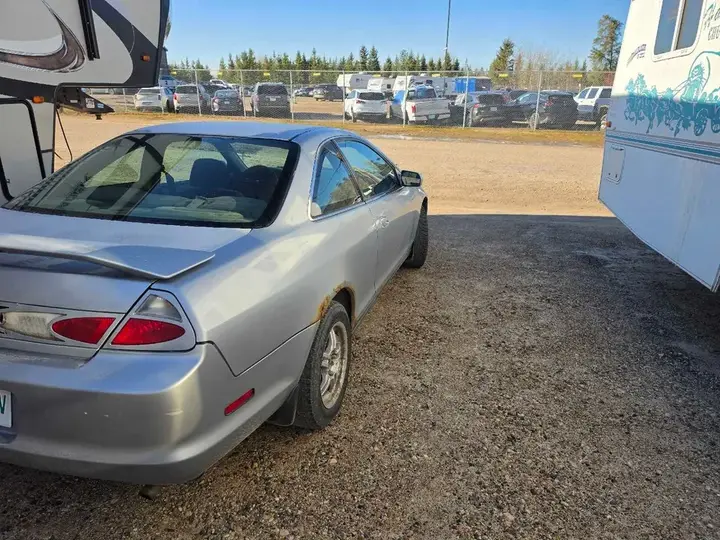 Honda Accord 1998 photo 4
