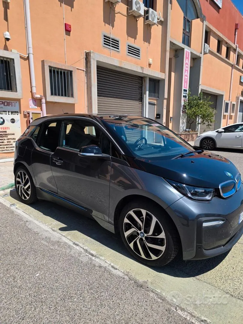 BMW I3
