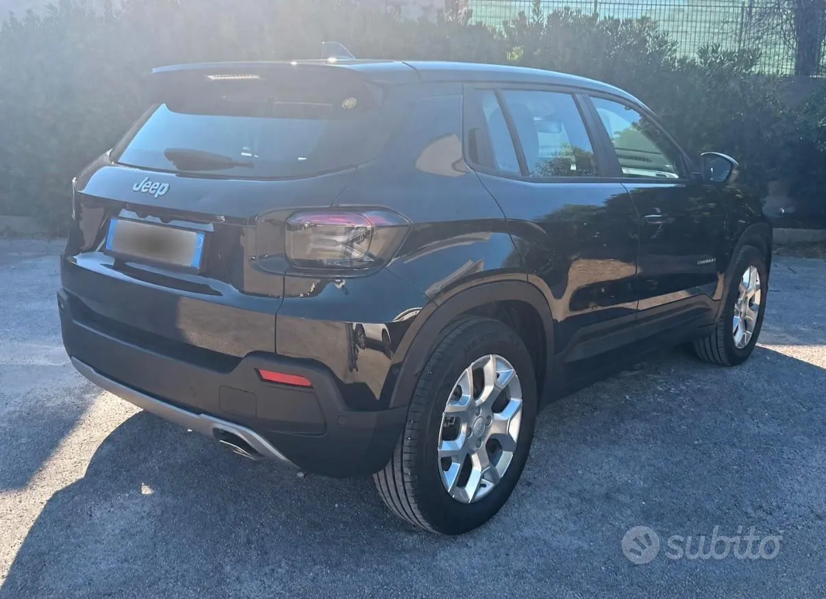 Jeep Avenger Altitude 2023 photo 2