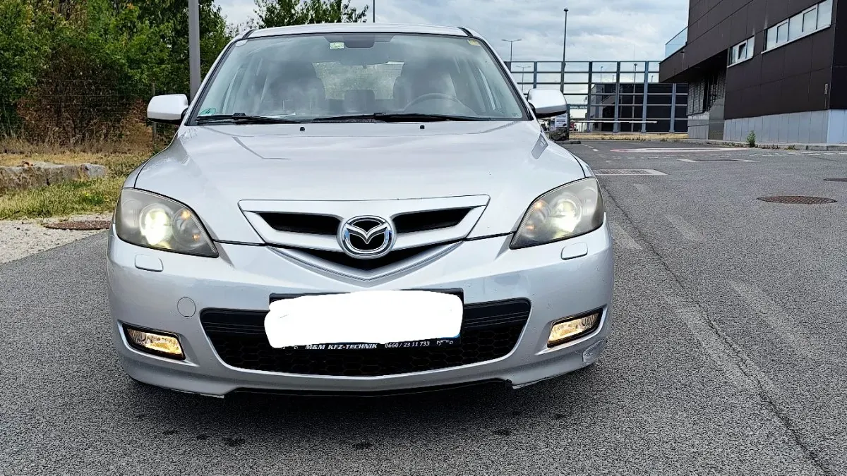Mazda Mazda3 2009 photo 2