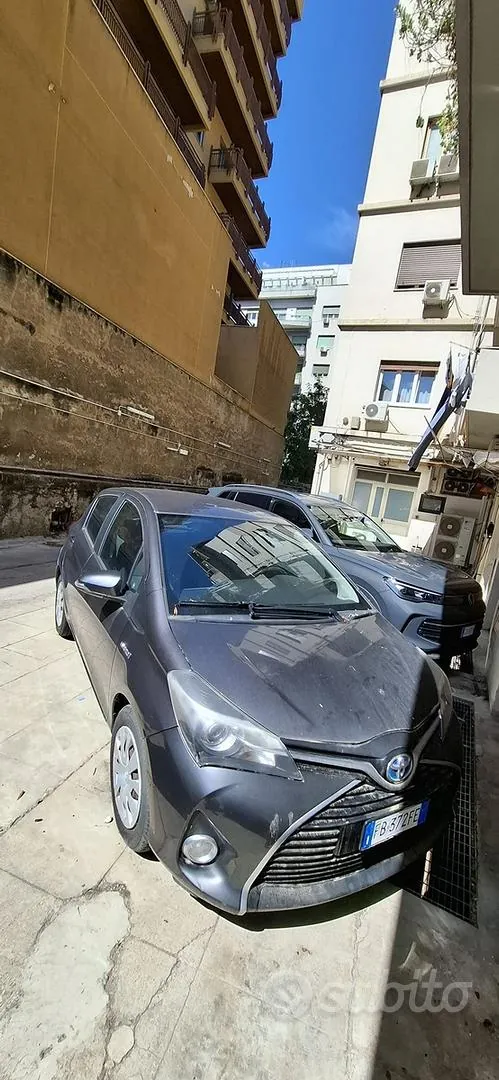 Toyota Yaris 2015 photo 3