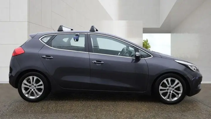 Kia Ceed 2012 photo 5