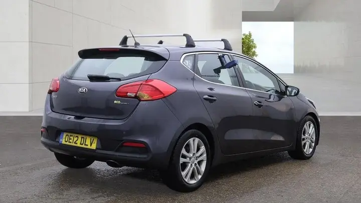 Kia Ceed 2012 photo 4