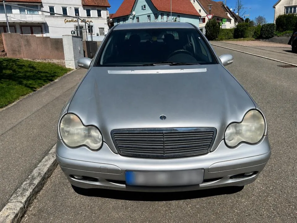 Mercedes-Benz C 180 Classic