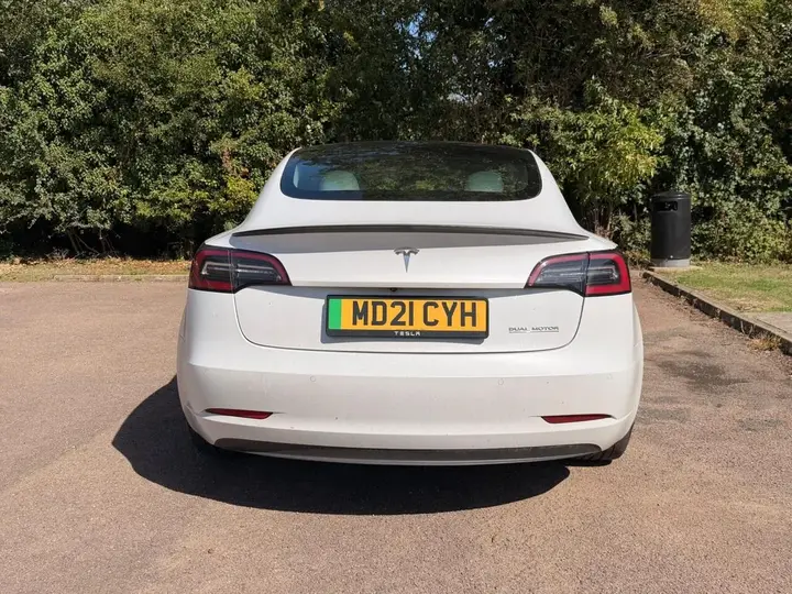 Tesla Model 3 2021 photo 4