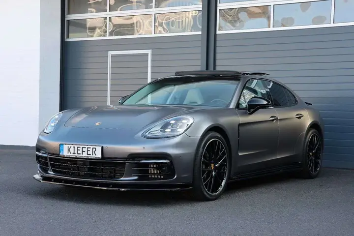 Porsche Panamera 2019 photo 3