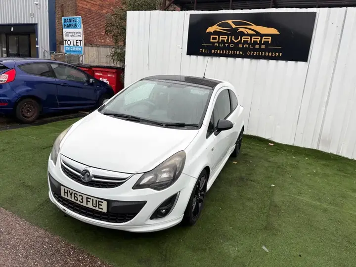 Vauxhall Corsa 2013 photo 2