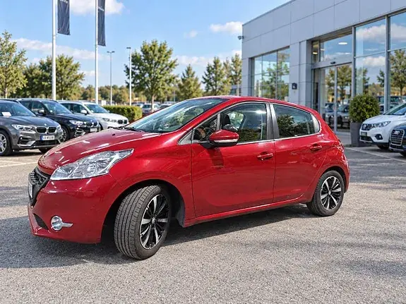 Peugeot 208 2015 photo 4