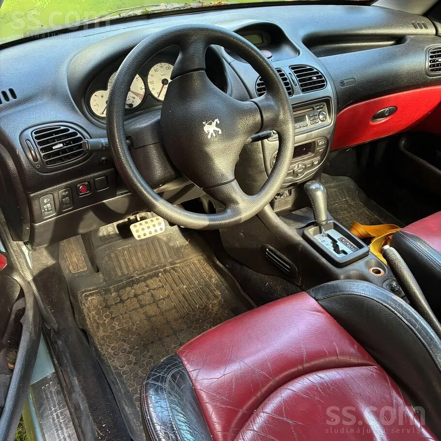 Peugeot 206 2001 photo 3