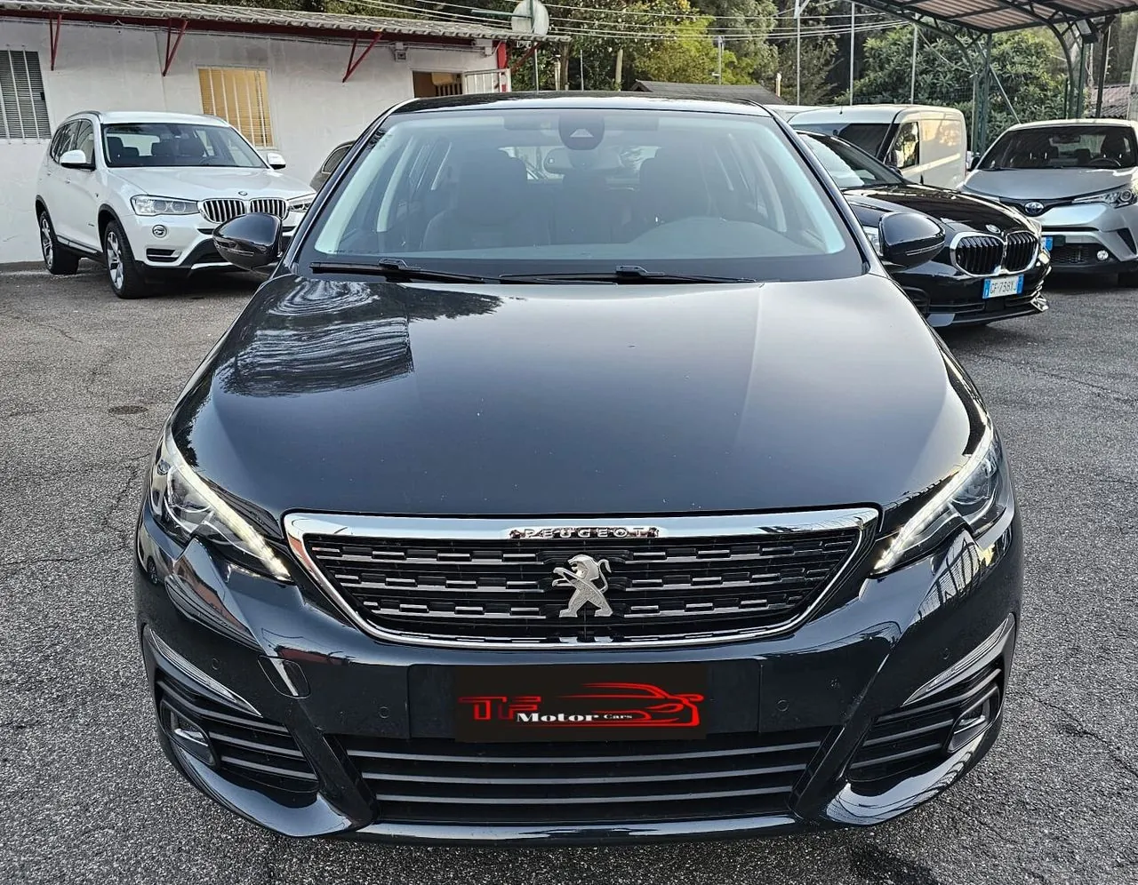 Peugeot 308 2020 photo 2
