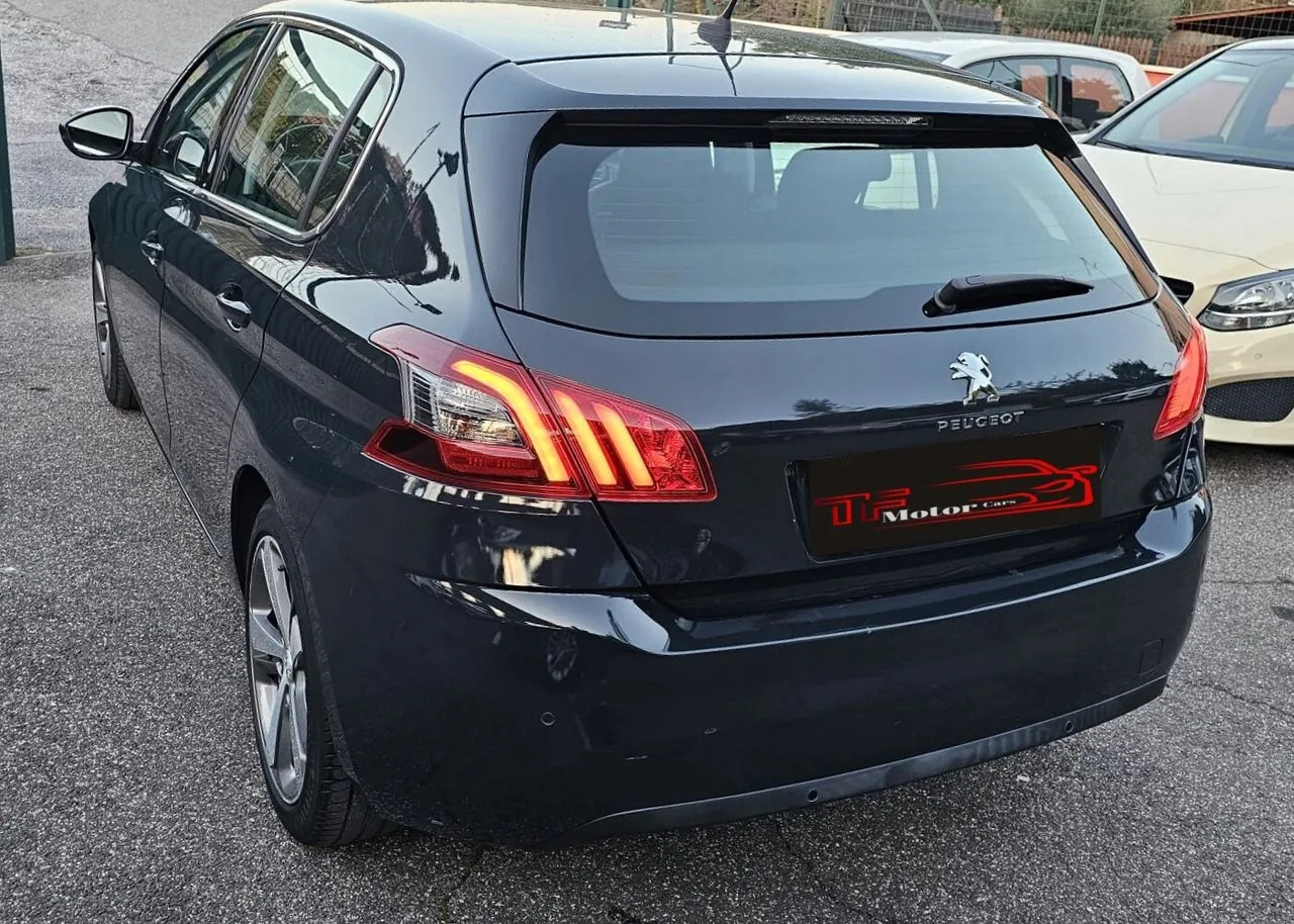 Peugeot 308 2020 photo 4