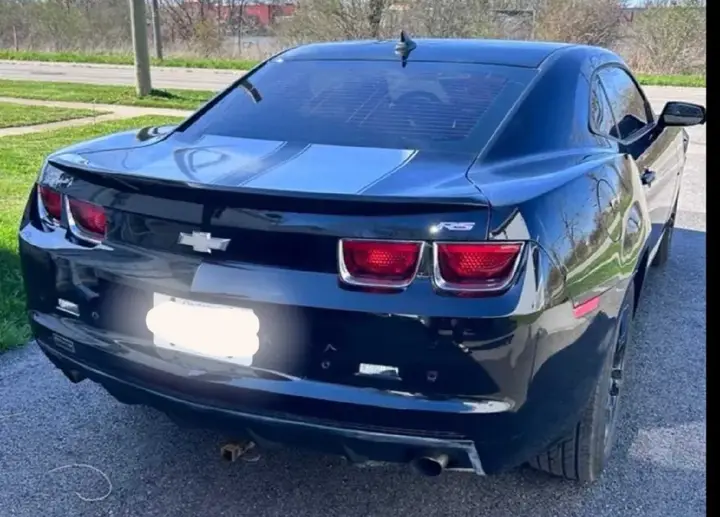 Chevrolet Camaro 2011 photo 2