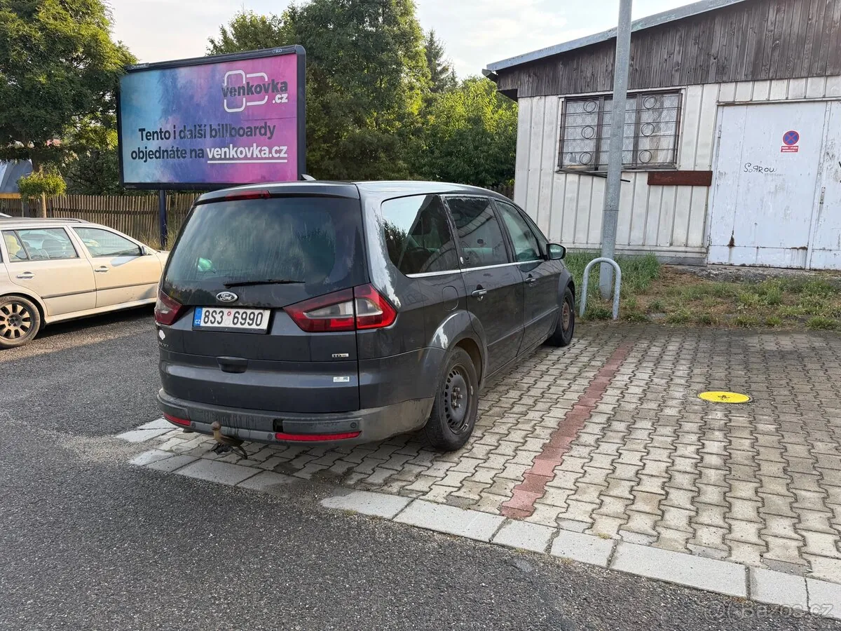 Ford Galaxy 2006 photo 3