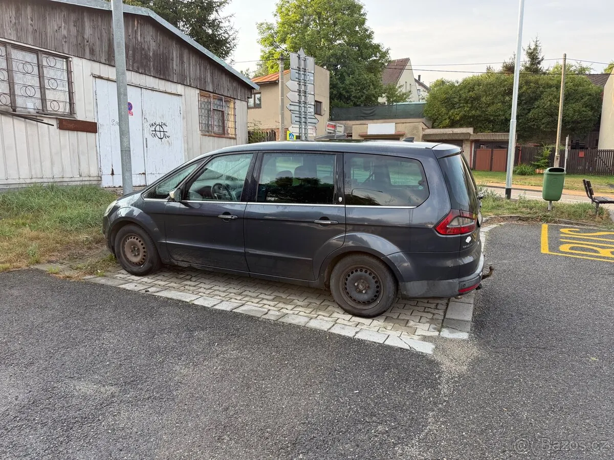 Ford Galaxy 2006 photo 5