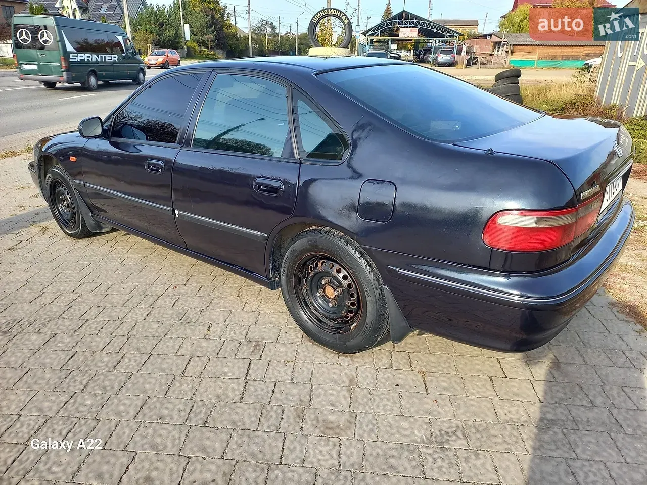 Honda Accord 1998 photo 3