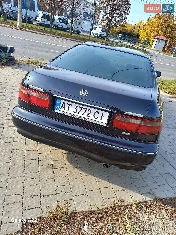 Honda Accord 1998 photo 4