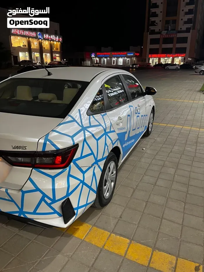 Toyota Yaris 2024 photo 2