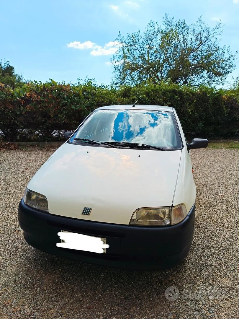 Fiat Punto 1998 photo 3