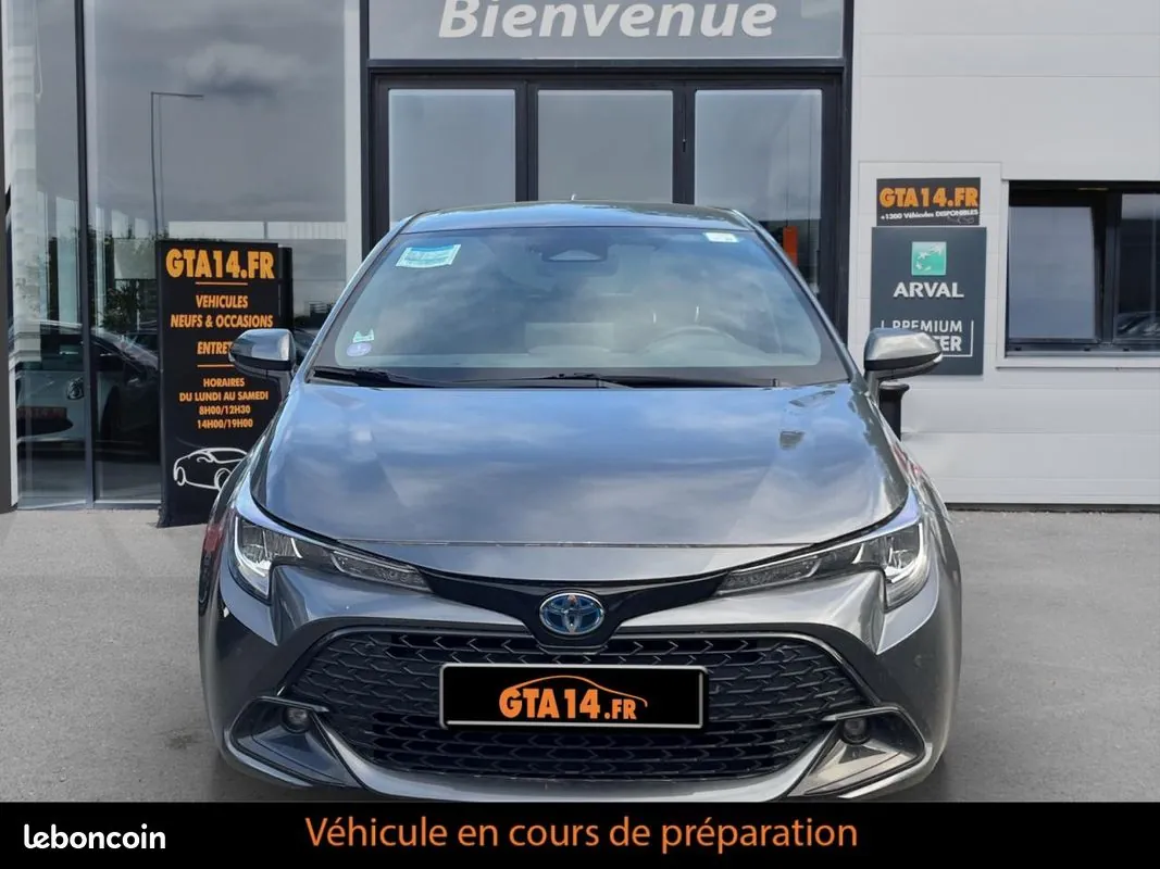 Toyota Corolla 2023 photo 2