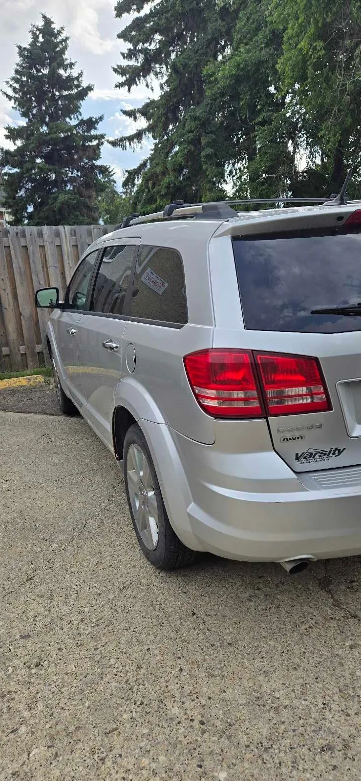 Dodge Journey 2010 photo 2