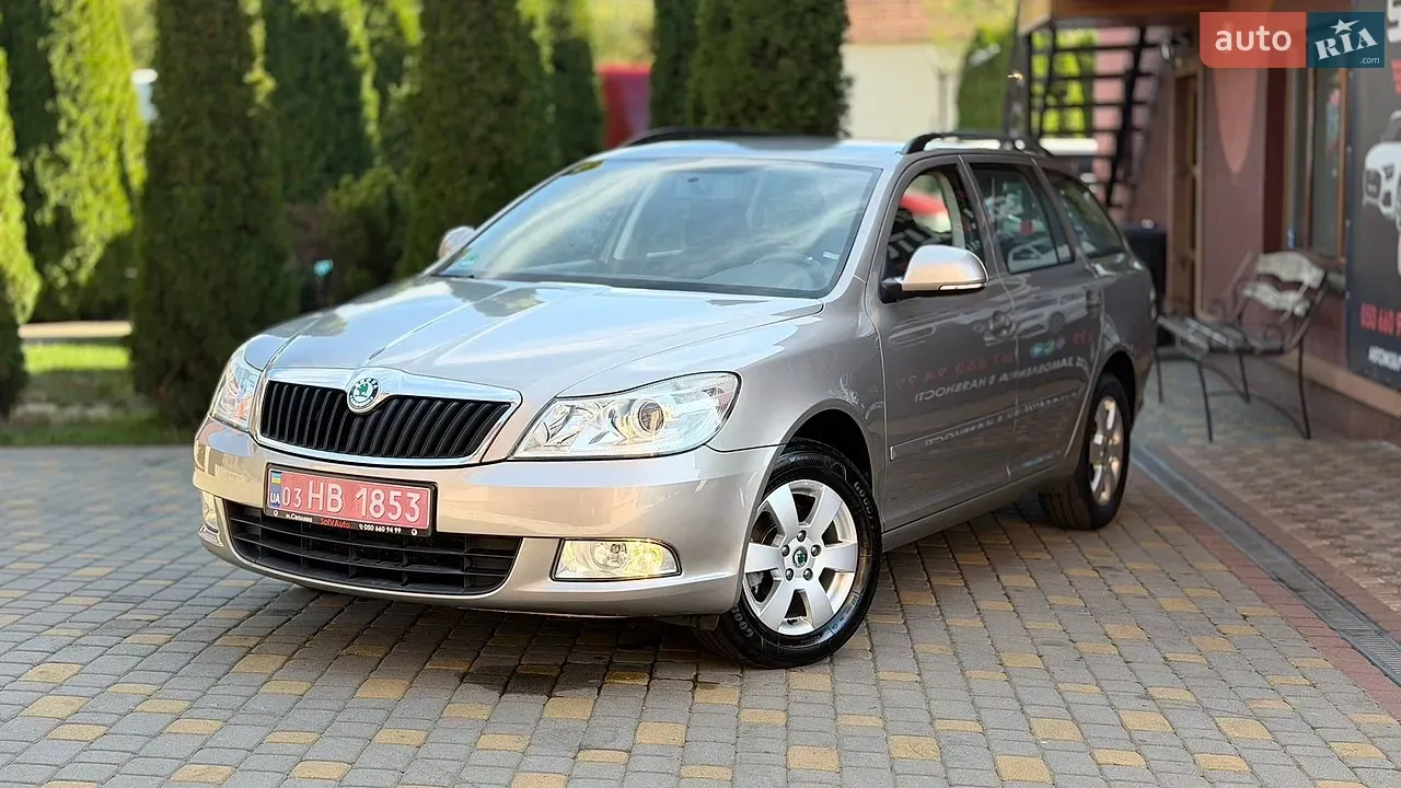 Skoda Octavia 2011 photo 5