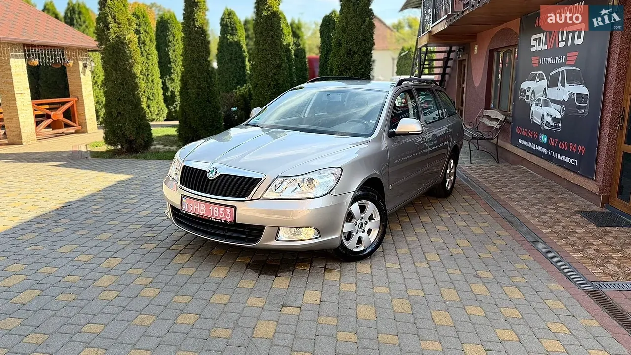 Skoda Octavia 2011 photo 4