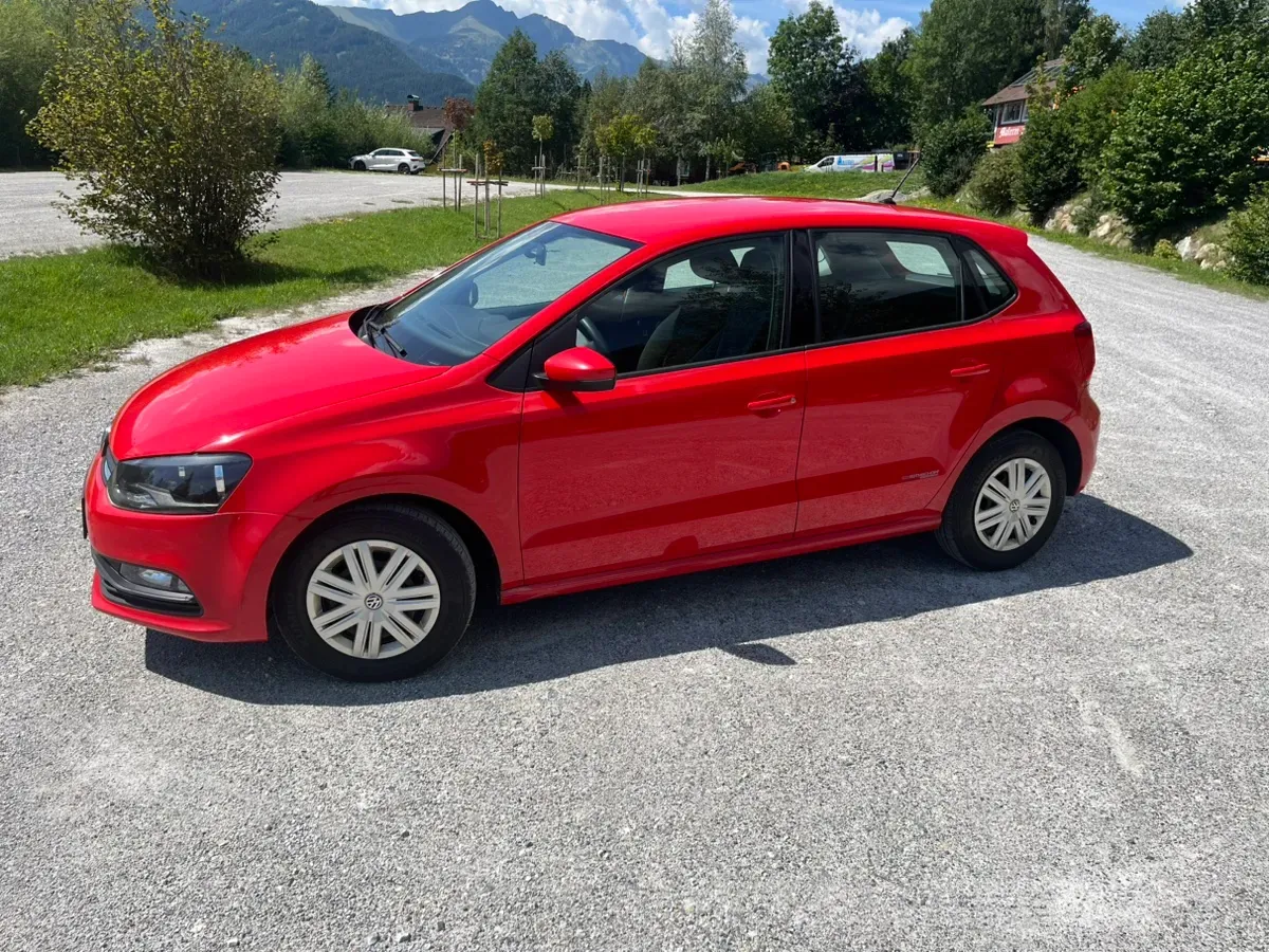 Volkswagen Polo 2016 photo 2
