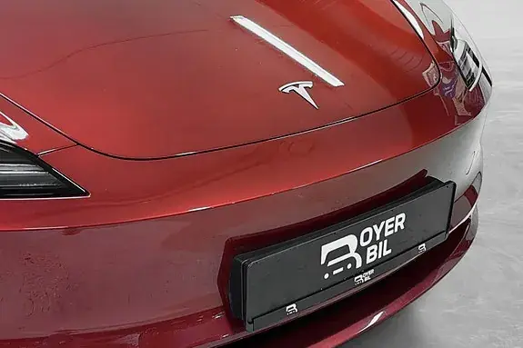 Tesla Model 3 2024 photo 3