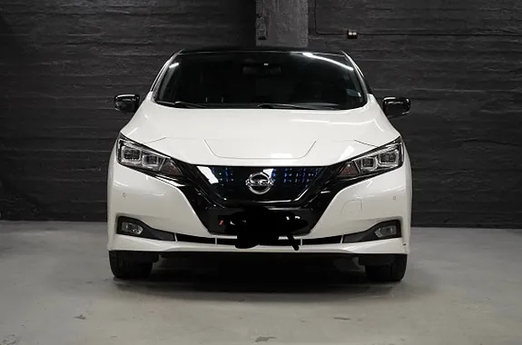 Nissan Leaf 2019 photo 2