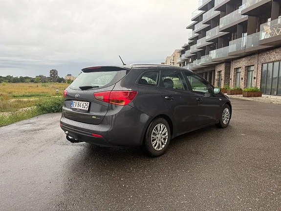 Kia Ceed 2013 photo 5