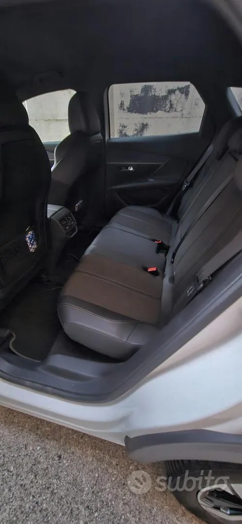 Peugeot 3008 2019 photo 4