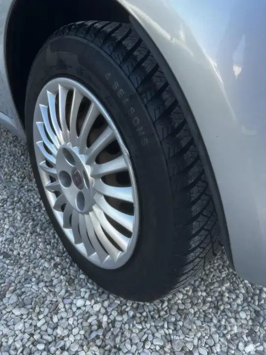 Fiat Grande Punto 2008 photo 5