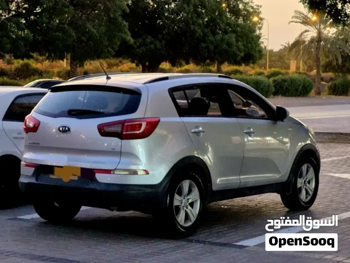 Kia Sportage 2011 photo 2