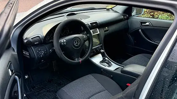 Mercedes-Benz C200 2008 photo 3