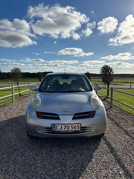Nissan Micra 2005 photo 2