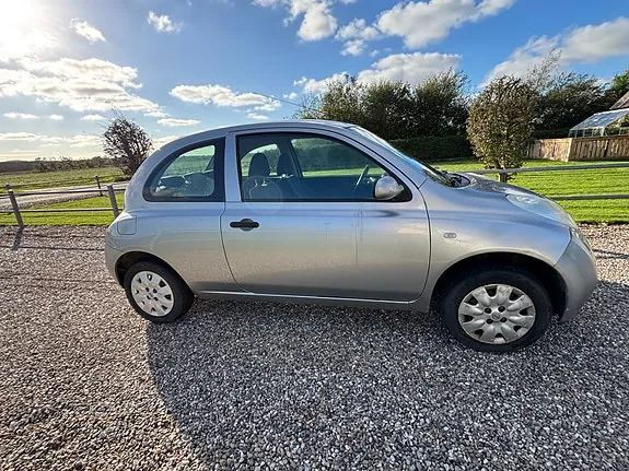 Nissan Micra 2005 photo 3