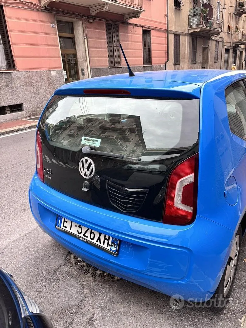 Volkswagen Up 2013 photo 3
