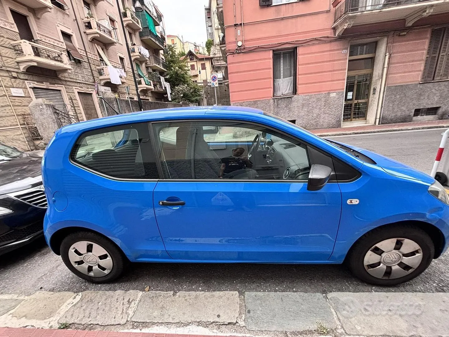 Volkswagen Up 2013 photo 5