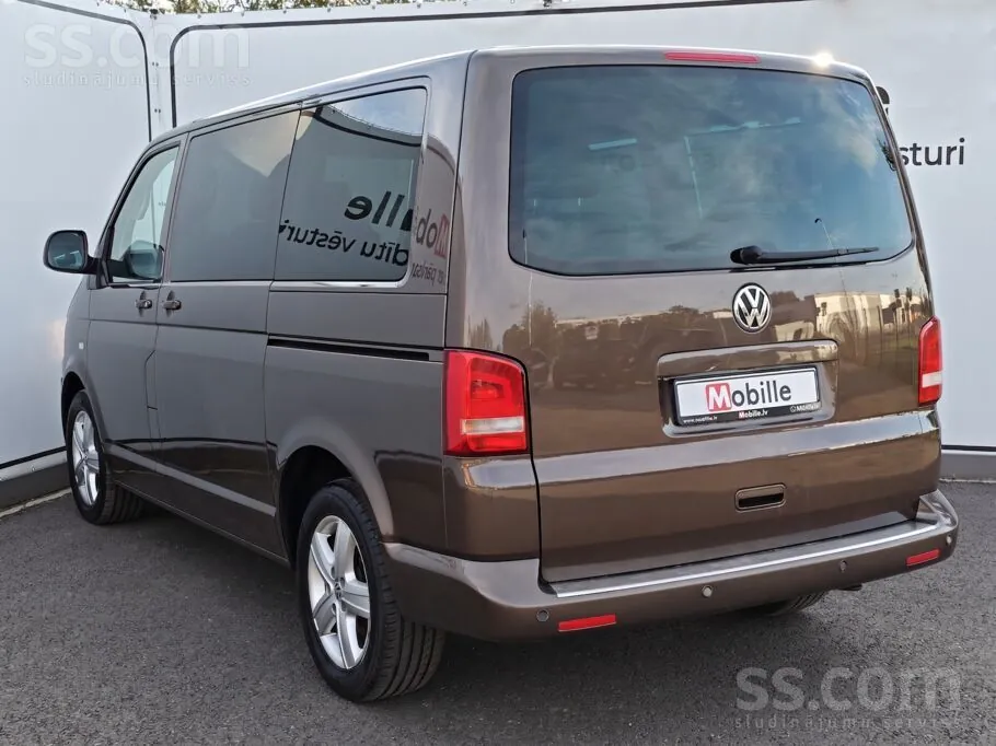 Volkswagen Multivan 2010 photo 4