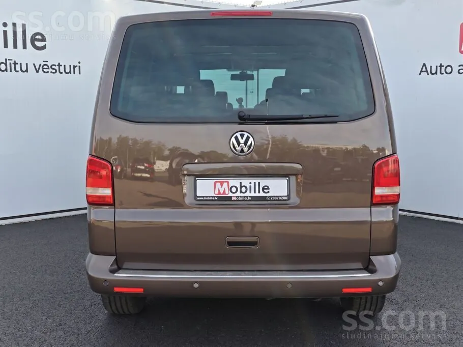 Volkswagen Multivan 2010 photo 5