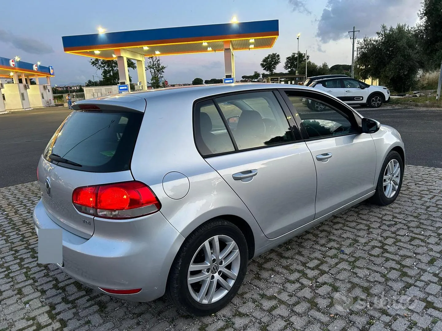 Volkswagen Golf 2009 photo 3
