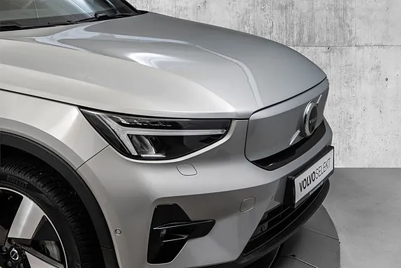 Volvo C40 2023 photo 2