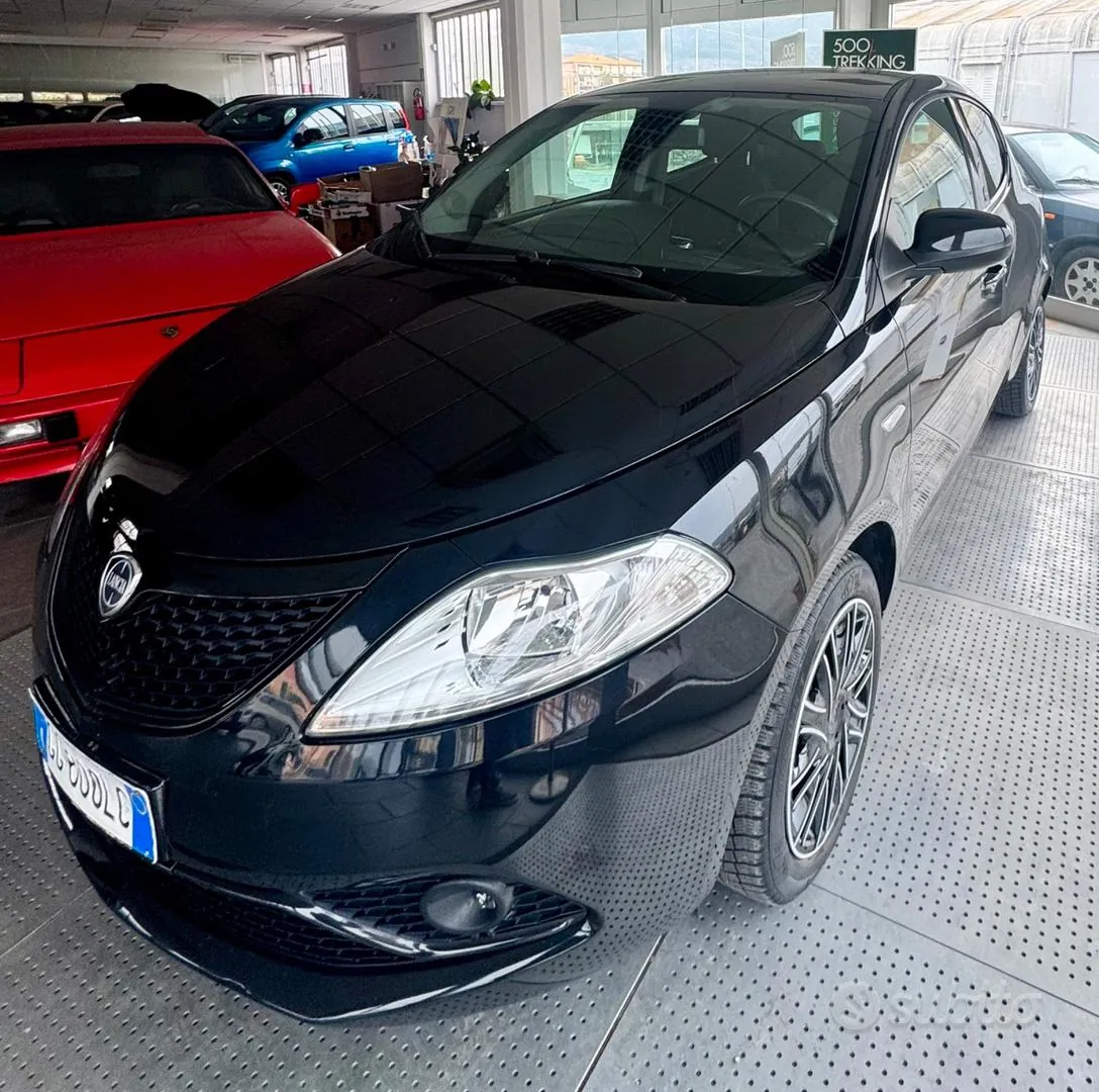 Lancia Ypsilon 2021 photo 3
