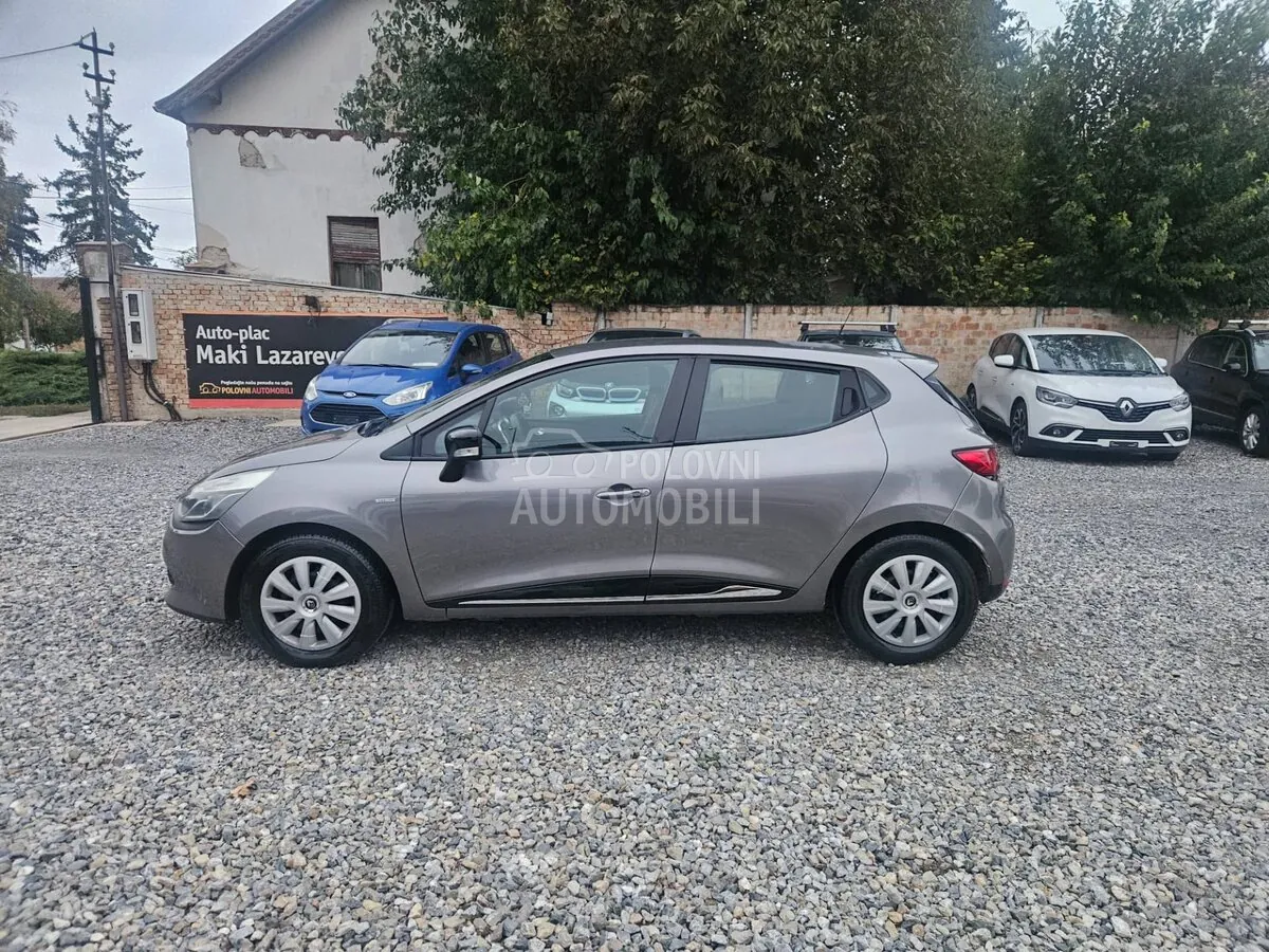 Renault Clio 2016 photo 2